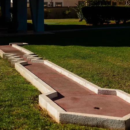 דירה Beachfront With Panoramic Sea Views, Private Parking, Swimming Pools And Mini Golf *