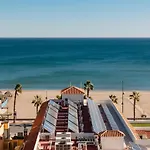 Apartament Beachfront With Panoramic Sea Views, Private Parking, Swimming Pools And Mini Golf *