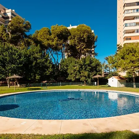 Apartment Beachfront With Panoramic Sea Views, Private Parking, Swimming Pools And Mini Golf *