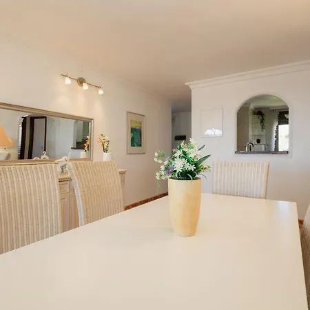 Beachfront With Stunning Views In Apartamento Torremolinos