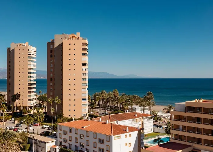 Beachfront With Panoramic Sea Views, Private Parking, Swimming Pools And Mini Golf Apartamento *