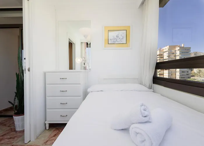 Beachfront With Panoramic Sea Views, Private Parking, Swimming Pools And Mini Golf Apartamento Torremolinos